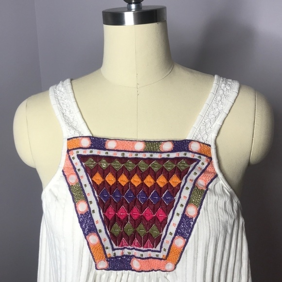 Urban Outfitters Boho Embroidered Tank Top - Picture 4 of 8